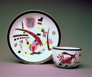 Taza con platillo, 1923
